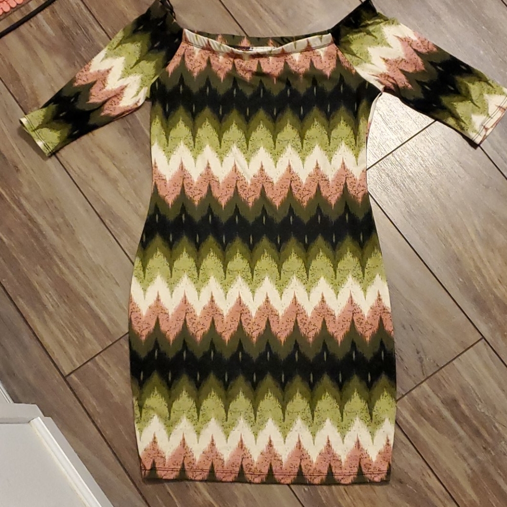 Multi Colored Pattern Form Fitting Dress - image 2